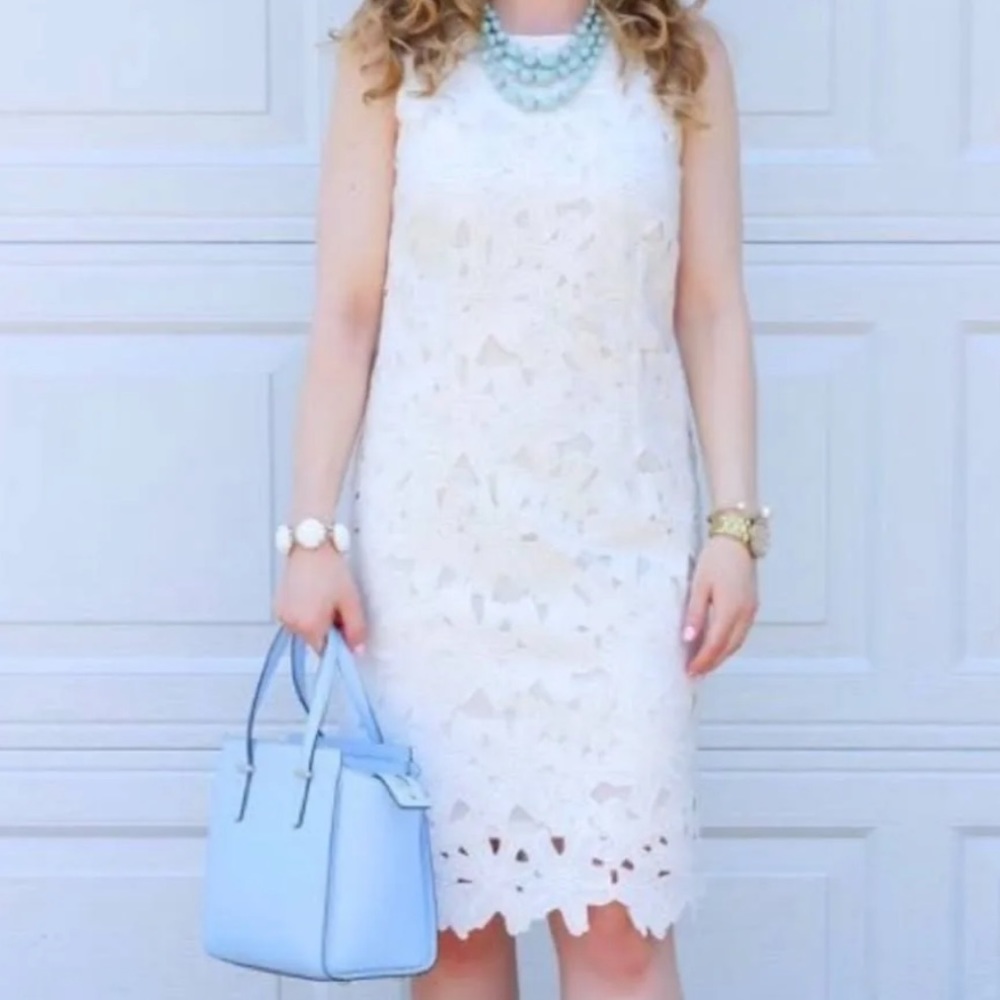 Ann Taylor LOFT Cream Lace Dress size 0 / XS